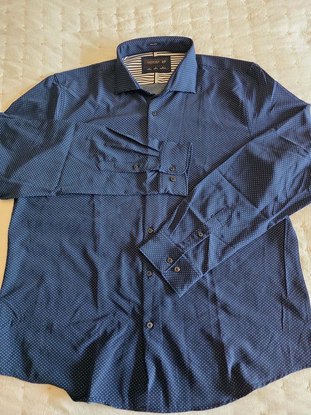 Cactus Man Ricky Singh Navy Micro Geometric Stretch Performance Dress Shirt‎